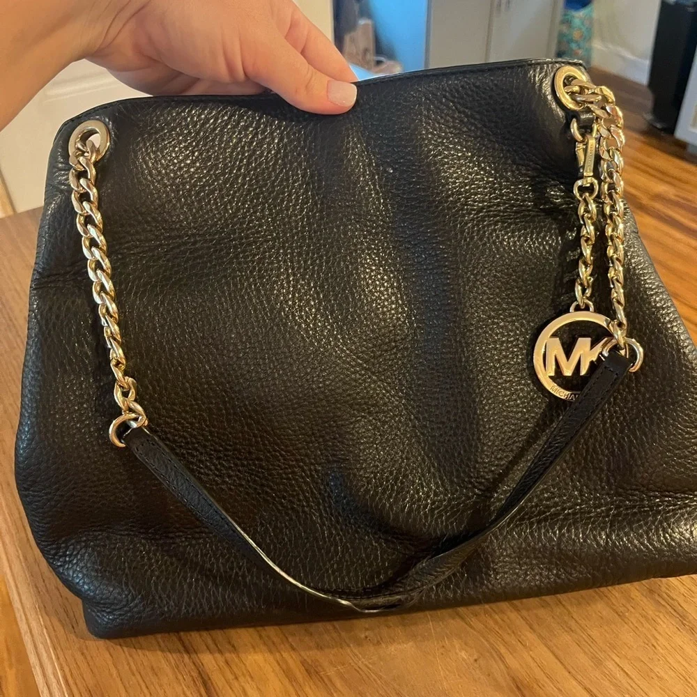 Michael Kors Jet Set Chain shoulder tote